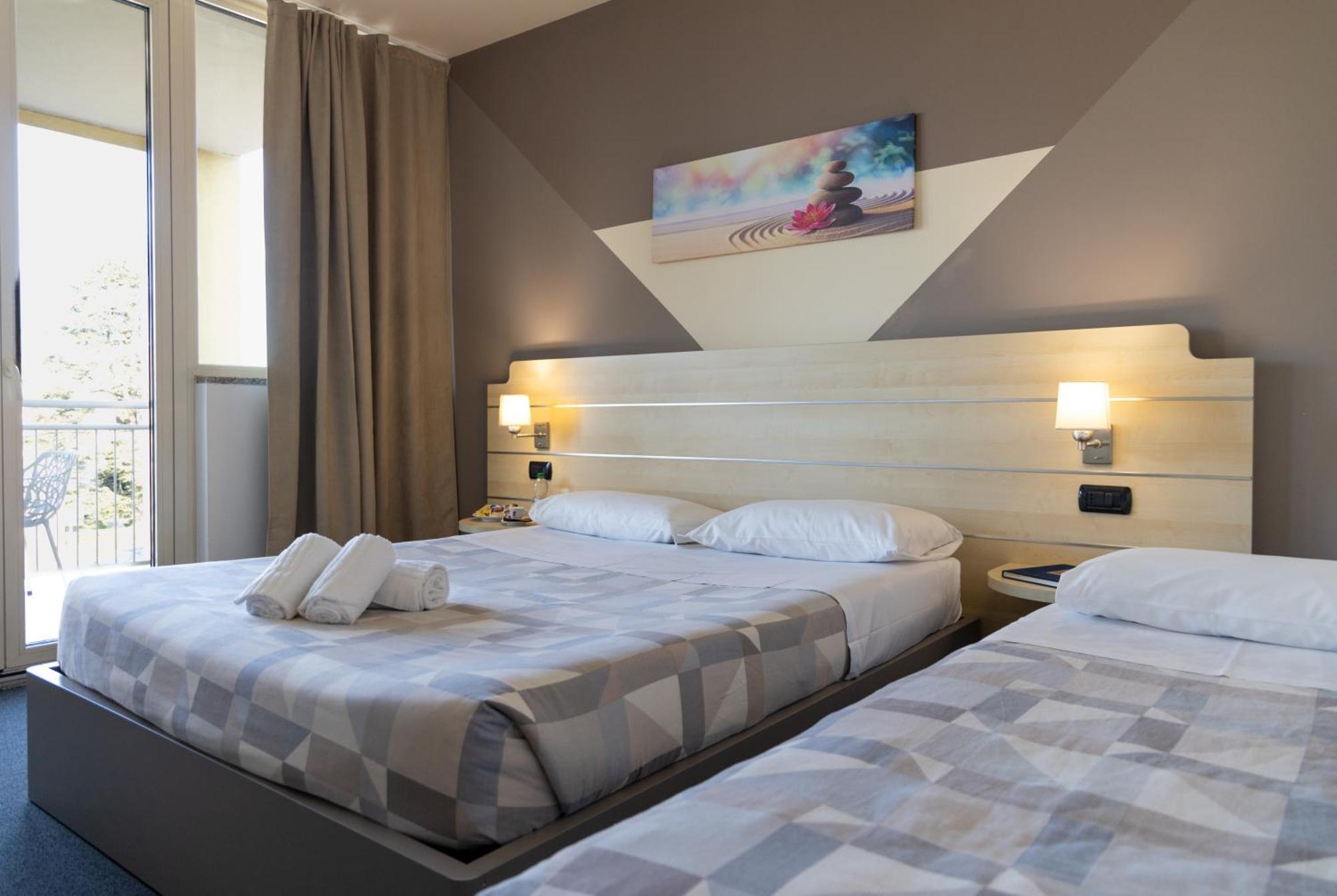 Hotel Giallo Noceto Buitenkant foto