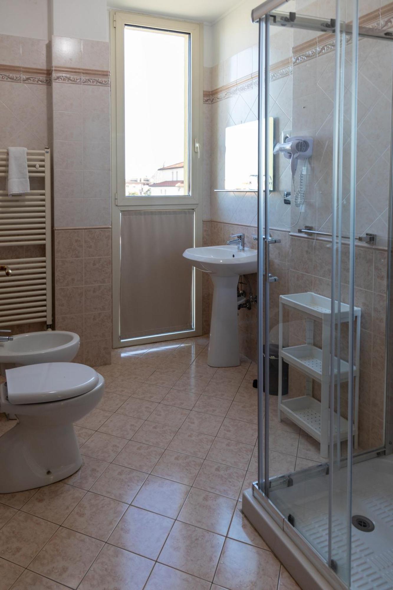 Hotel Giallo Noceto Buitenkant foto